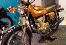 72年式、ヤマハTX750