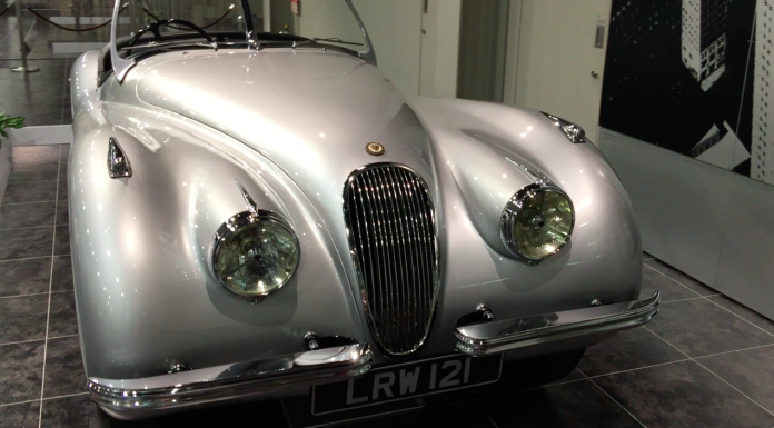 51年式.ジャガー XK120(U.K./Jaguar)