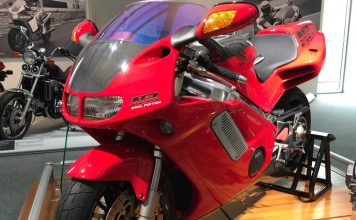 92年式、ホンダ NR